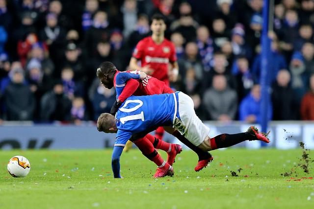 快船与凯琼斯签下双向合同 季前赛场均8+5+2帽